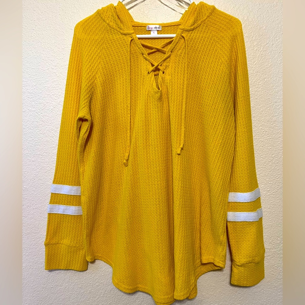 Flirtitude Active Yellow Long Sleeve Blouse Size X Large